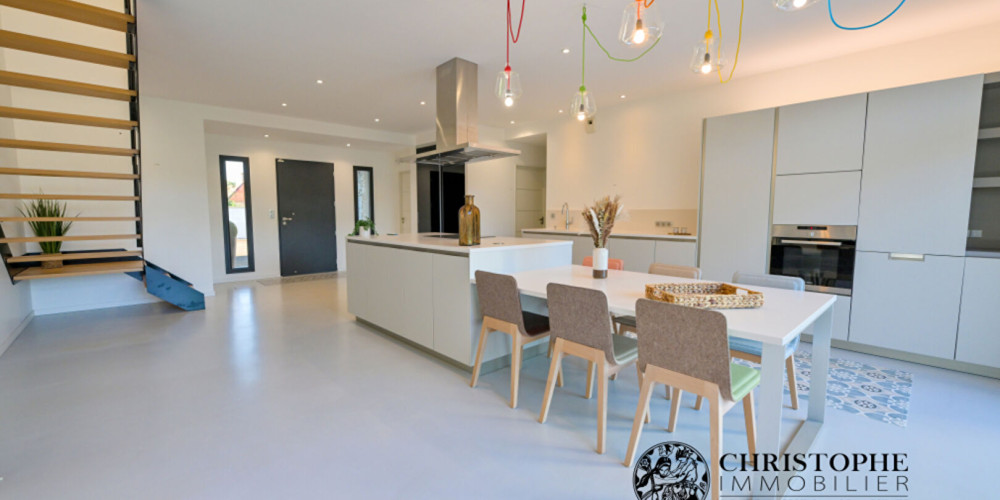 maison à PAU (64000)