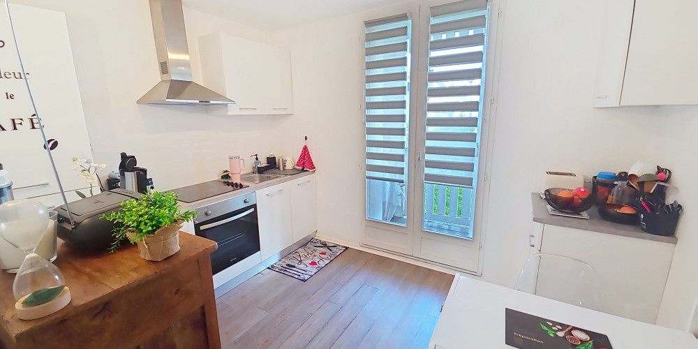 appartement à LONS (64140)