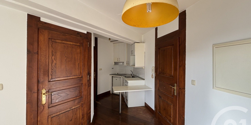 appartement à URRUGNE (64700)