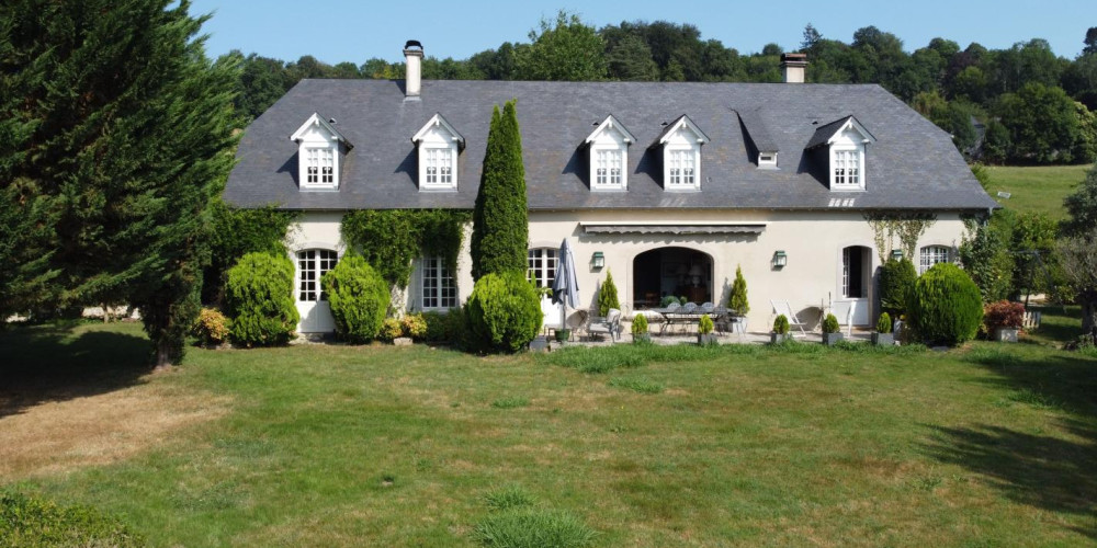 maison à PAU (64000)