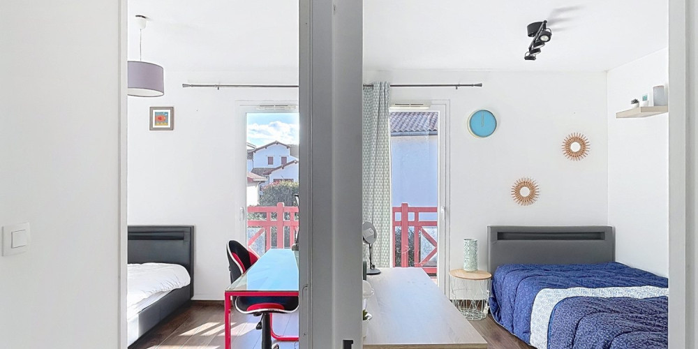 maison à ST PEE SUR NIVELLE (64310)