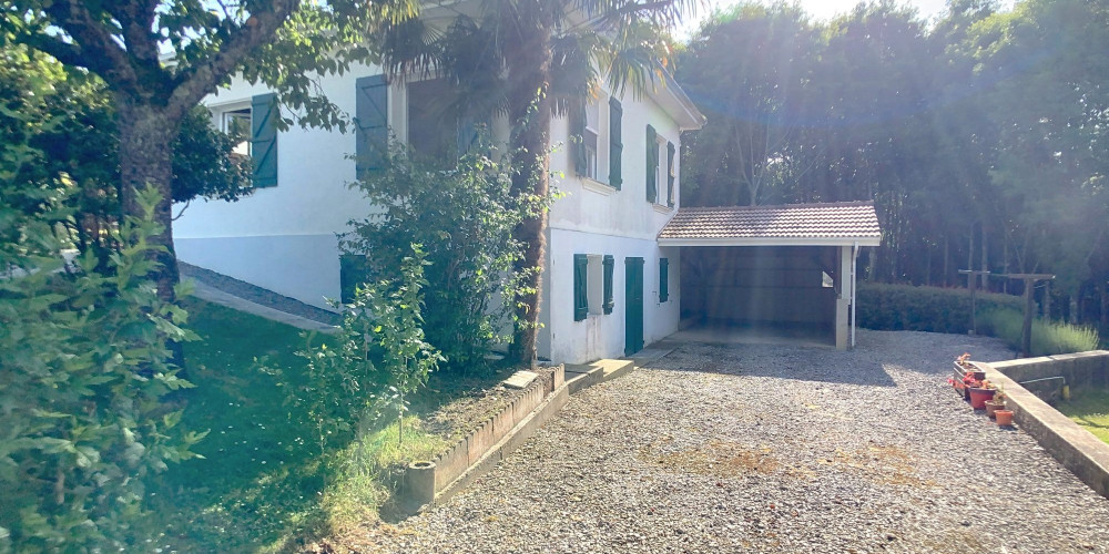 maison à GARLIN (64330)