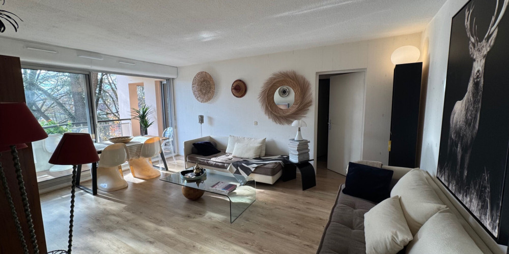 appartement à PAU (64000)