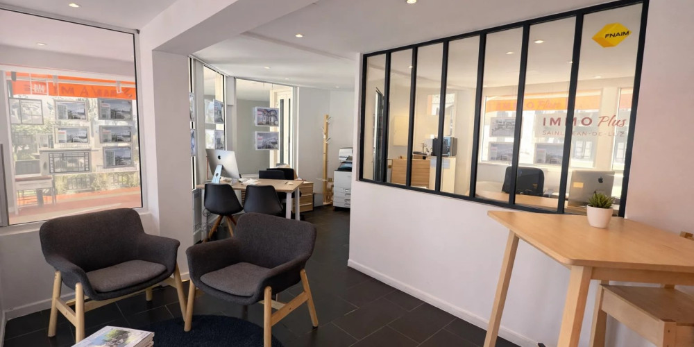 local commercial à ST JEAN DE LUZ (64500)