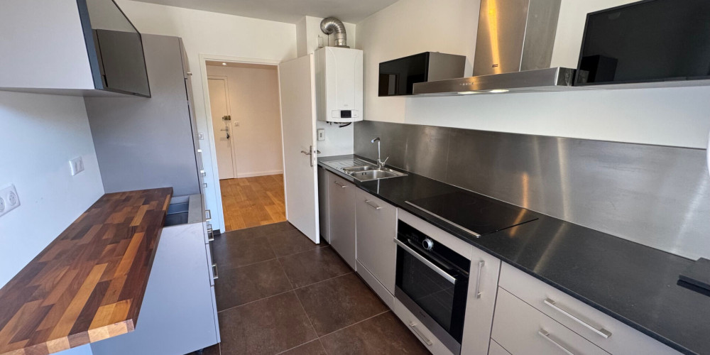 appartement à PAU (64000)
