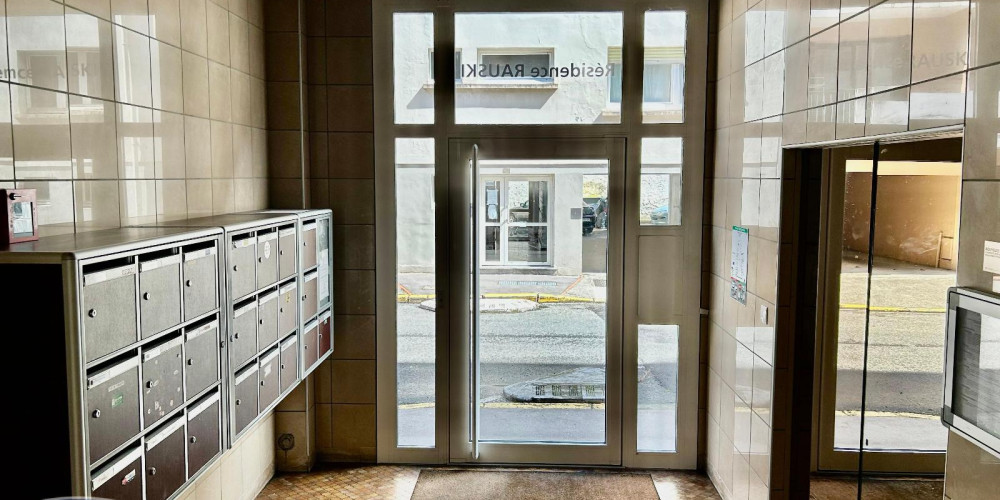 appartement à PAU (64000)