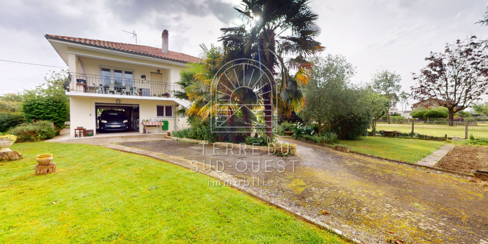 maison à MOURENX (64150)