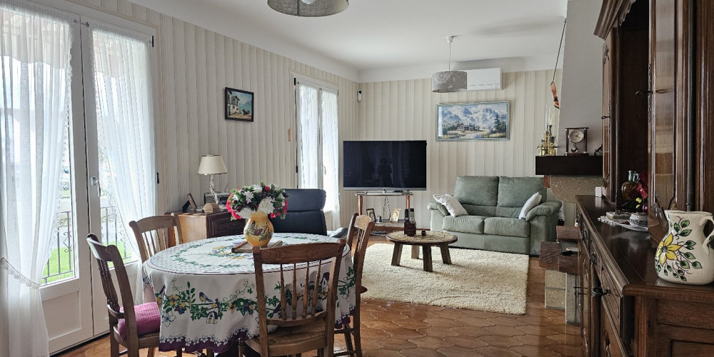 maison à PUYOO (64270)