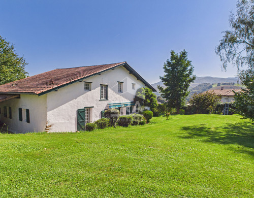 maison  CAMBO LES BAINS