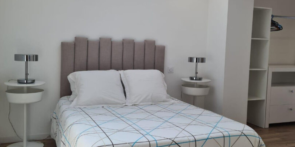 maison à ST PEE SUR NIVELLE (64310)