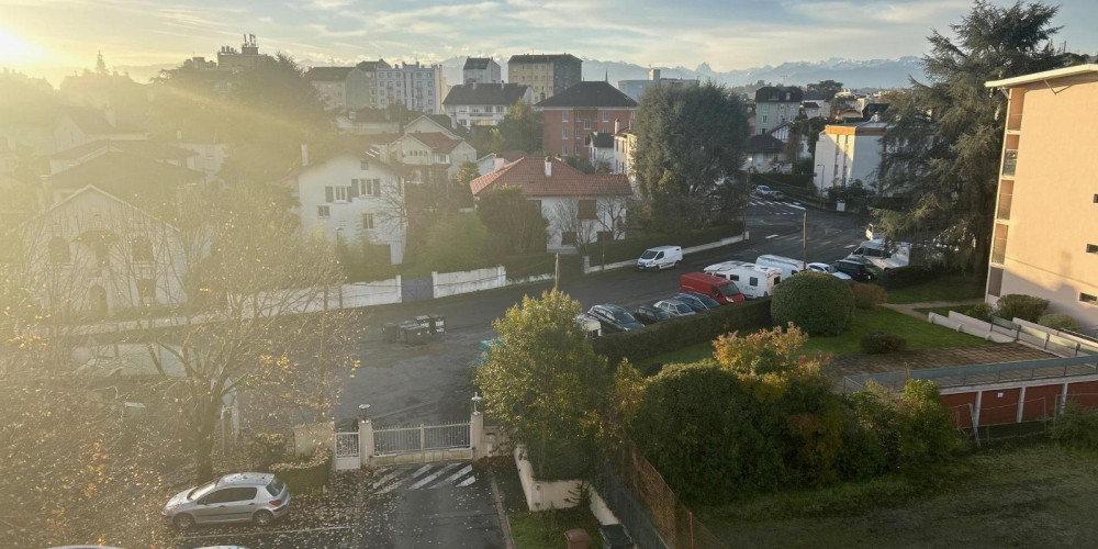 appartement à PAU (64000)