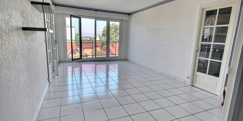 appartement à PAU (64000)