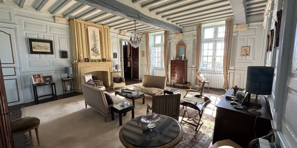 maison à MOMAS (64230)