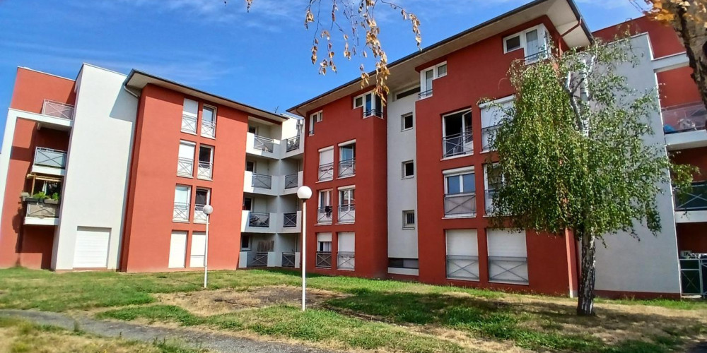 appartement à LONS (64140)