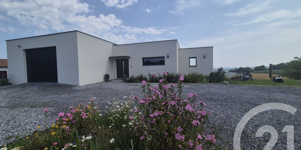 maison à LANNEPLAA (64300)