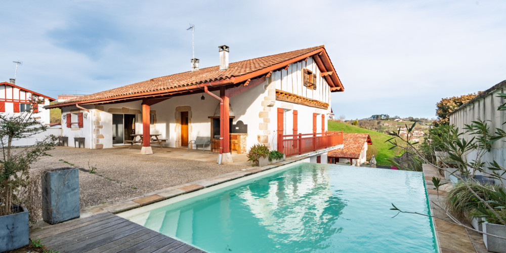 maison à SOURAIDE (64250)