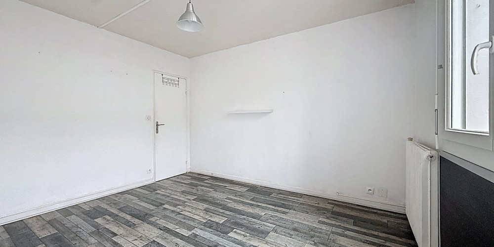 appartement à PAU (64000)