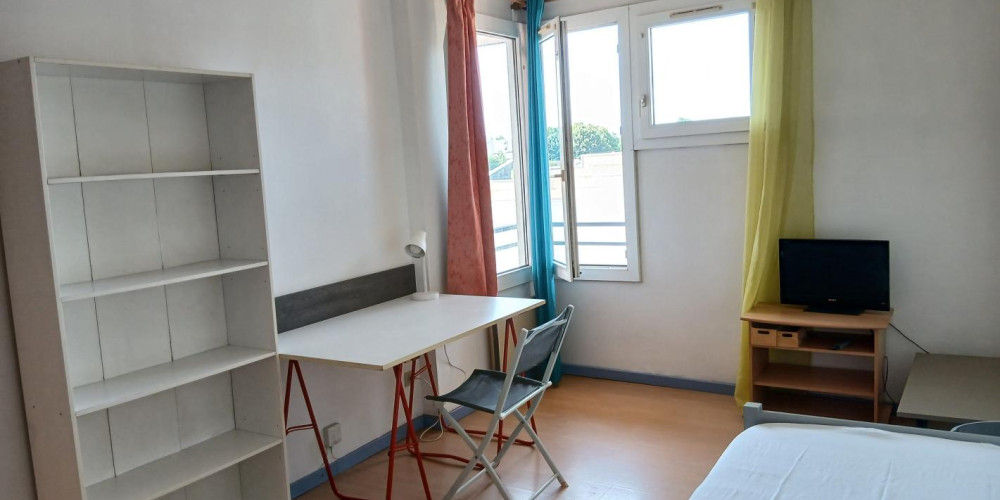 appartement à LONS (64140)