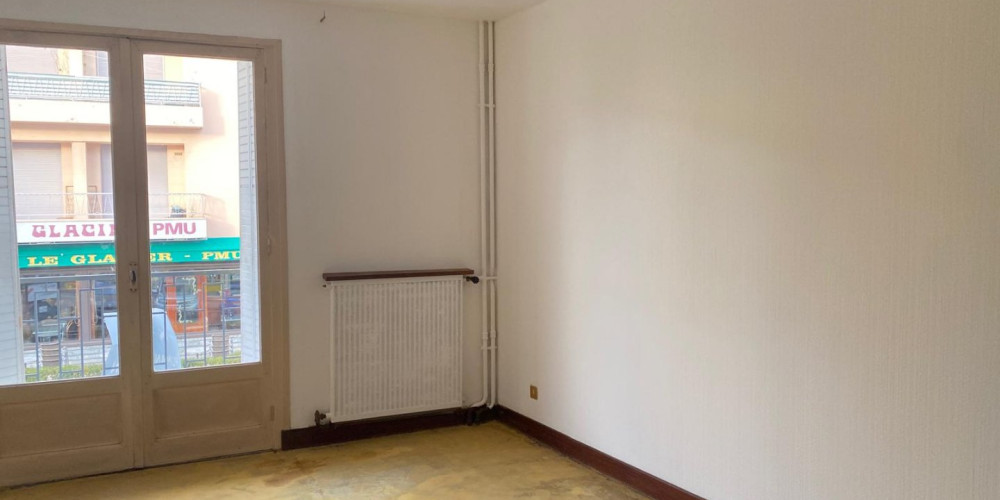 appartement à LANNEMEZAN (65300)