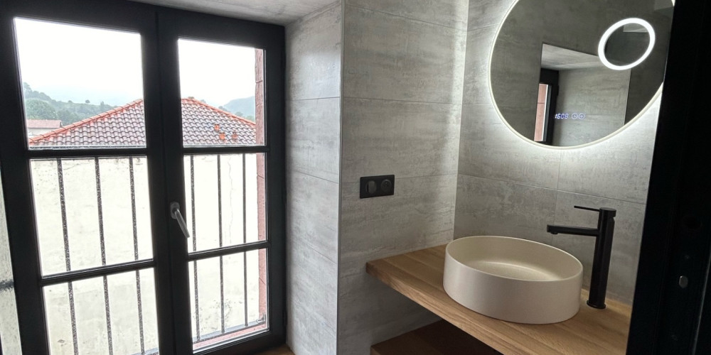 appartement à UHART CIZE (64220)
