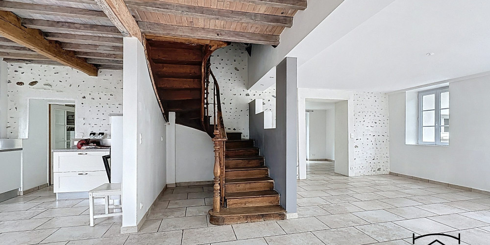 maison à MOMAS (64230)