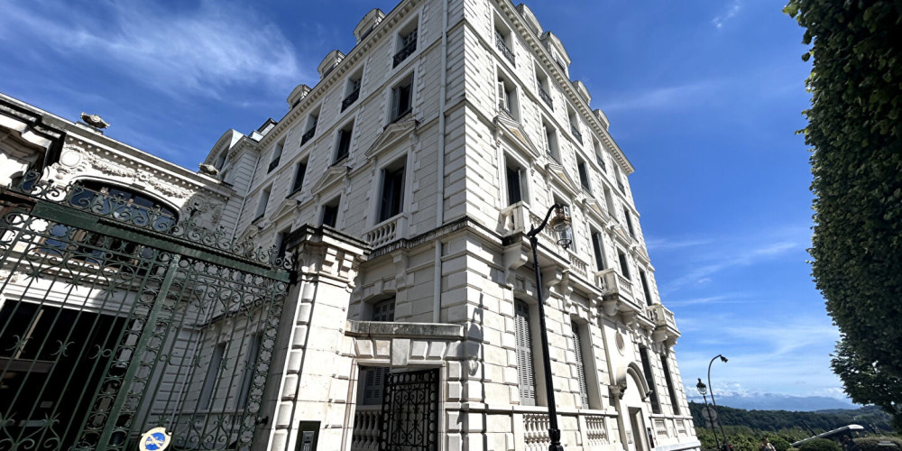 appartement à PAU (64000)