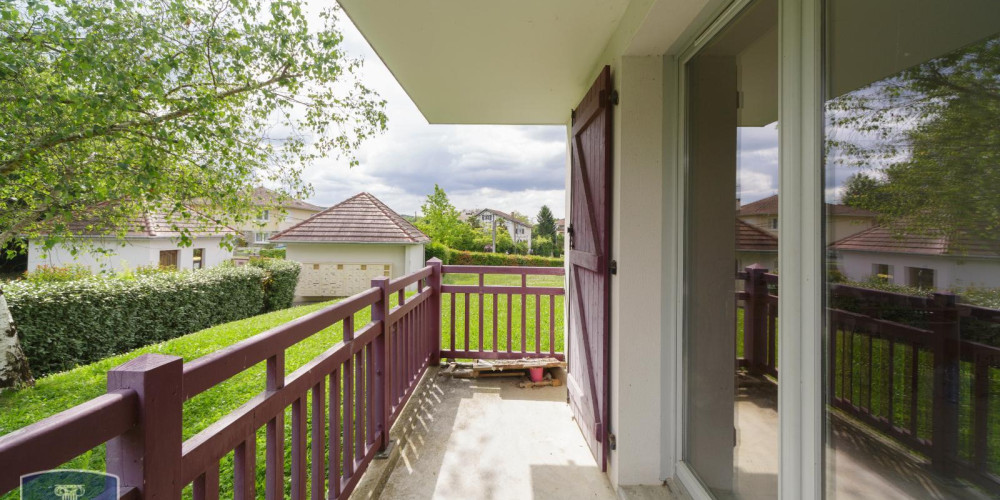 appartement à SALIES DE BEARN (64270)