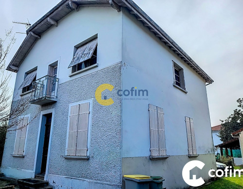 maison  OLORON STE MARIE