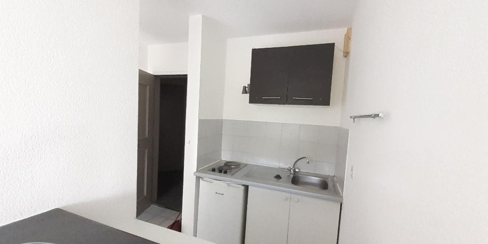 appartement à PAU (64000)