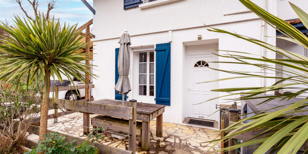 appartement à URRUGNE (64122)