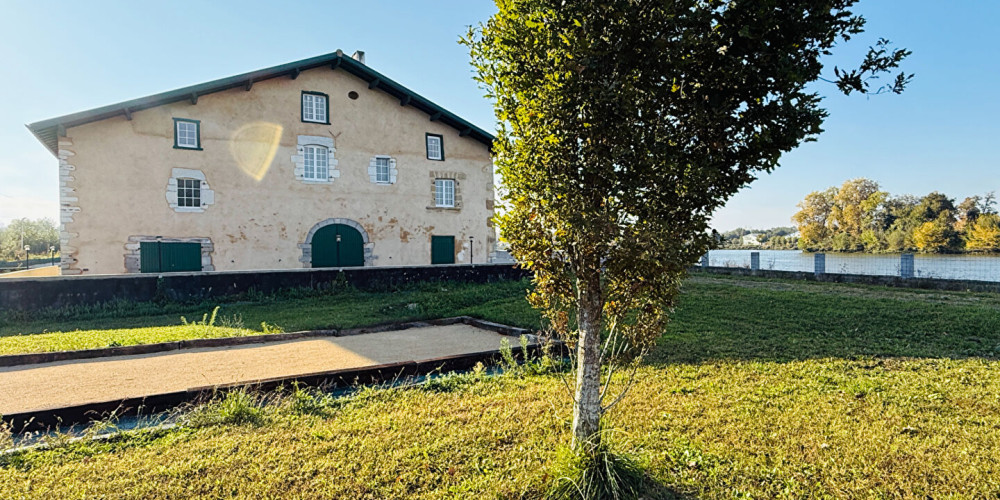 maison à URCUIT (64990)