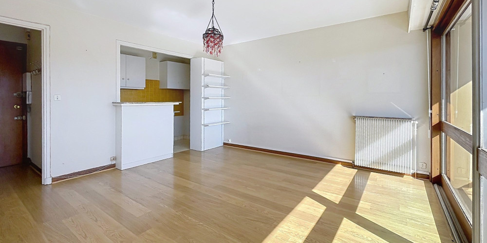 appartement à PAU (64000)