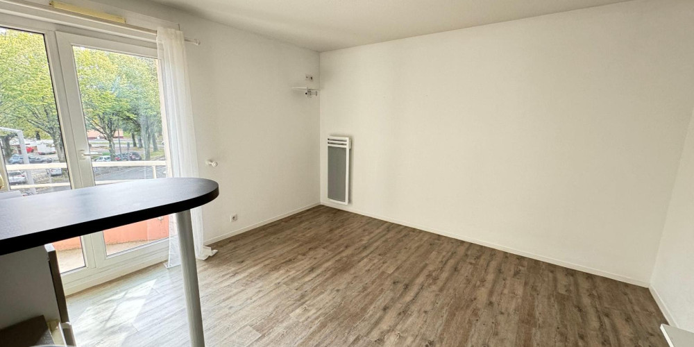 appartement à PAU (64000)