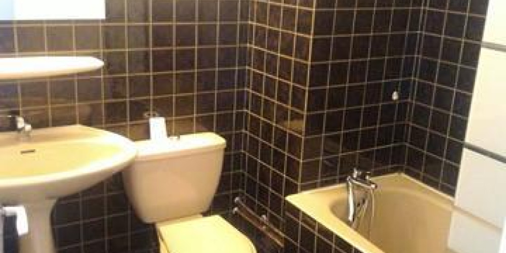 appartement à PAU (64000)