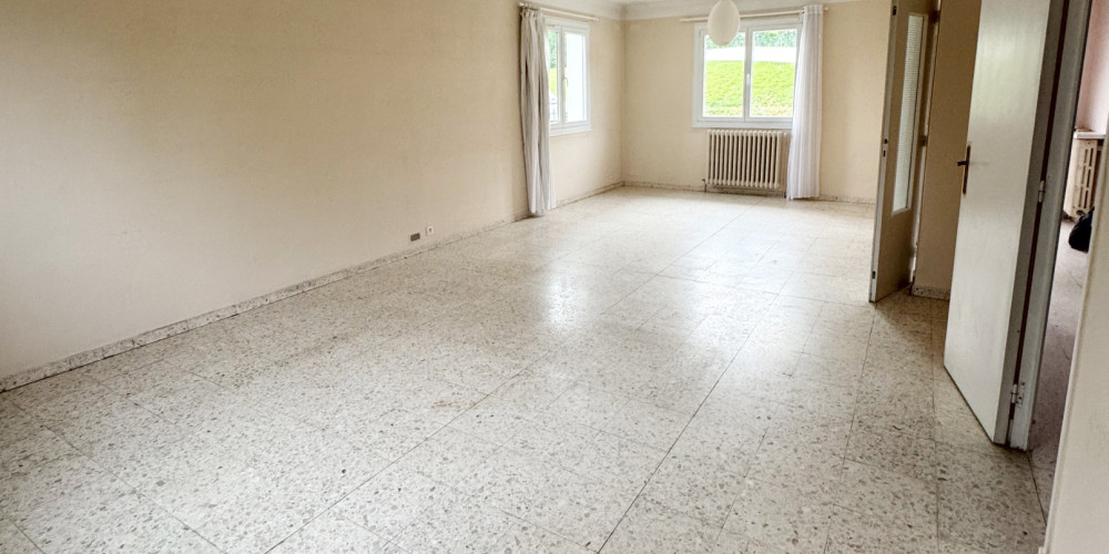 maison à ST PIERRE D IRUBE (64990)