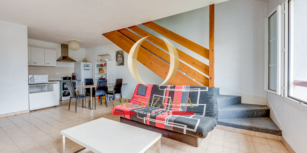 appartement à ST PEE SUR NIVELLE (64310)