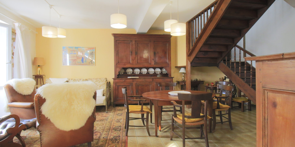 maison à ST JEAN LE VIEUX (64220)