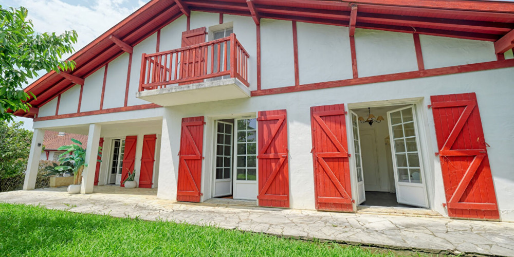 maison à CIBOURE (64500)