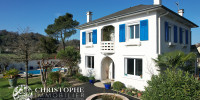 maison à PAU (64000)