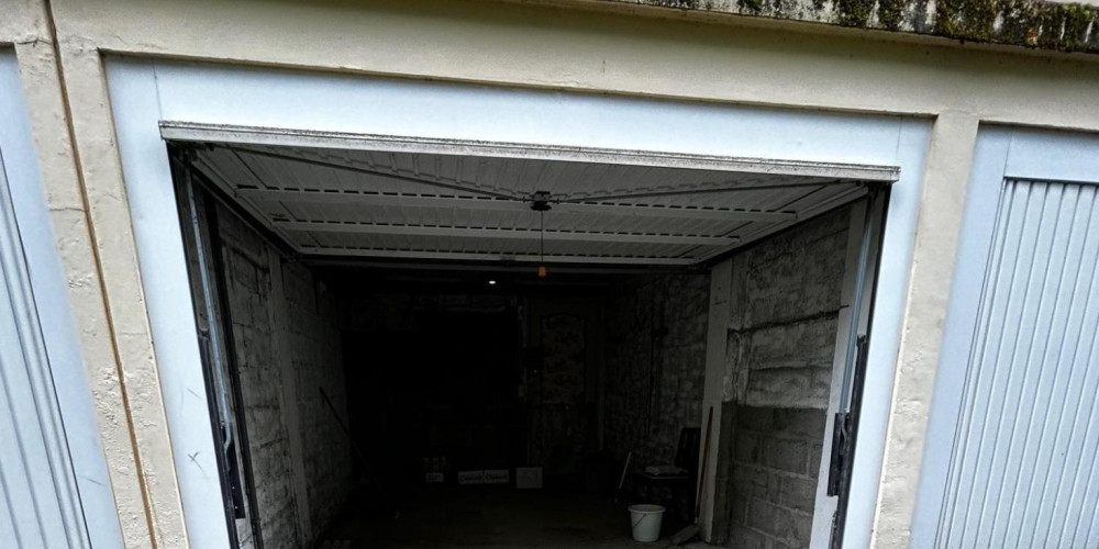 parking à PAU (64000)