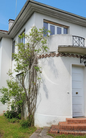 Maison  GELOS