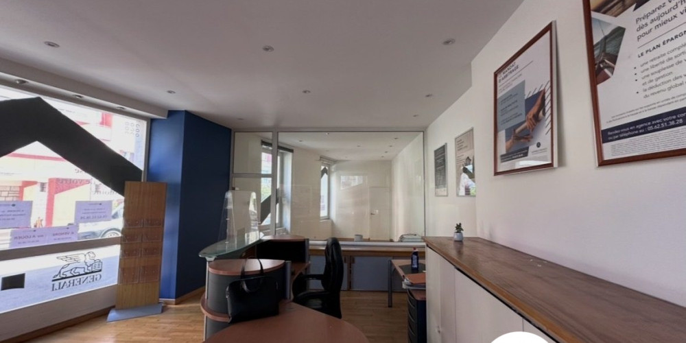 local commercial à TARBES (65000)