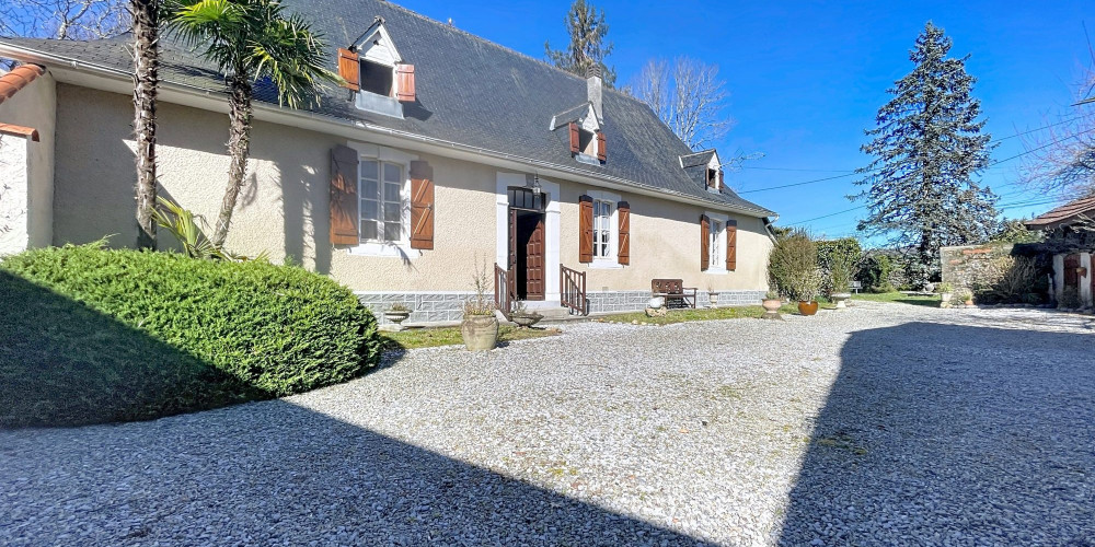 maison à SAUVAGNON (64230)