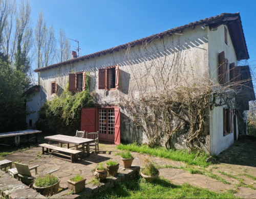 maison  ASCAIN