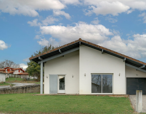 maison  BASSUSSARRY