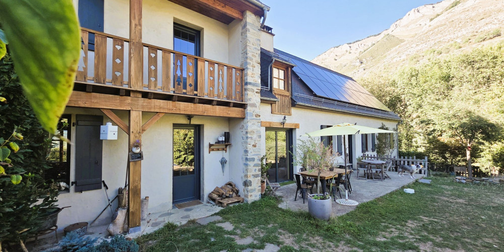 maison à CAMPAN (65710)