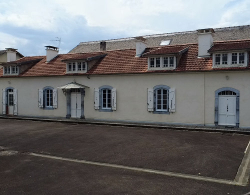 maison  PONTACQ