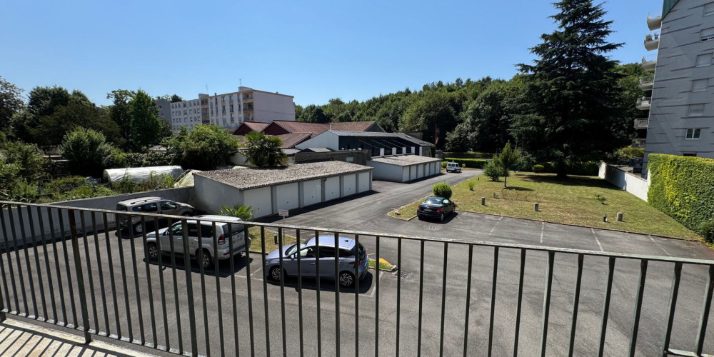 appartement à PAU (64000)