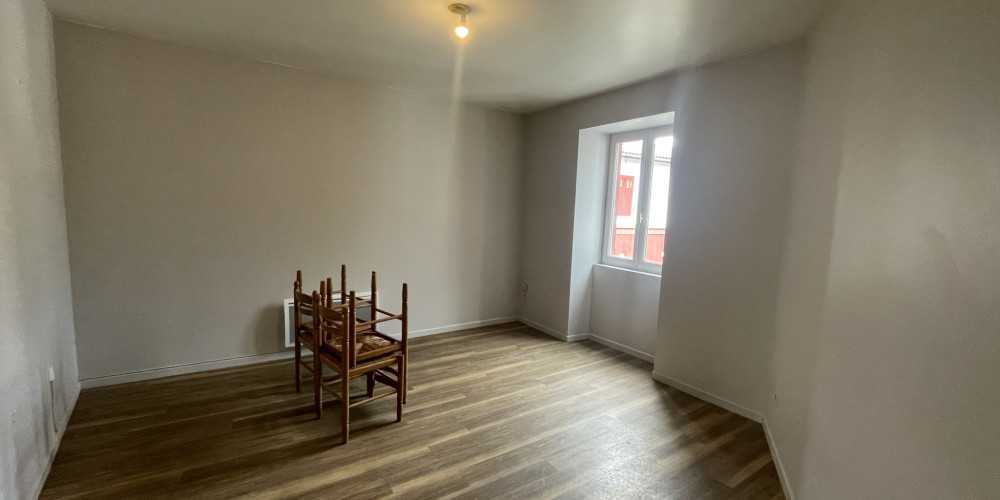 appartement à ISPOURE (64220)