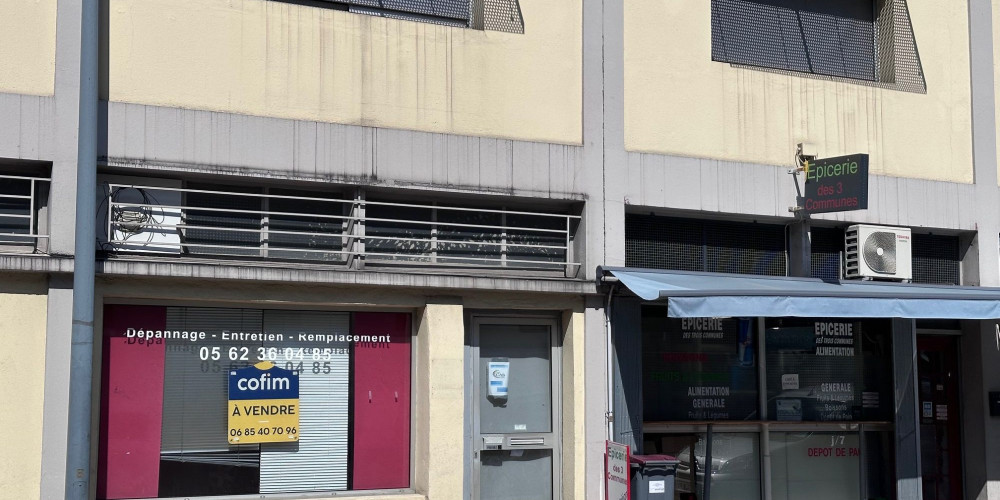 local commercial à SEMEAC (65600)